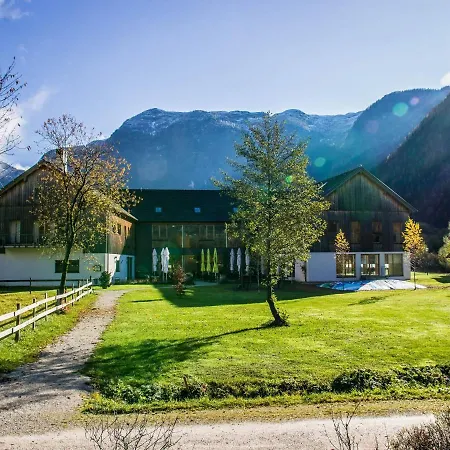 Apartment With A View Of The Hallstaettersee *