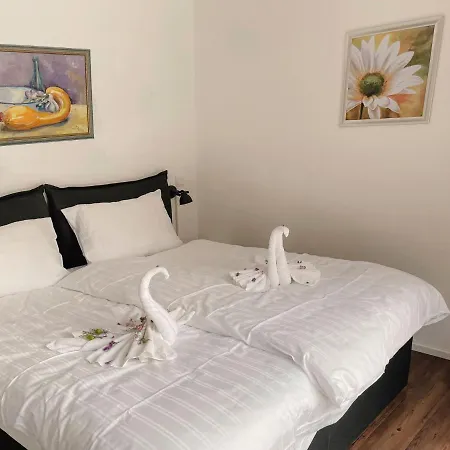 Apartment With A View Of The Hallstaettersee Obertraun