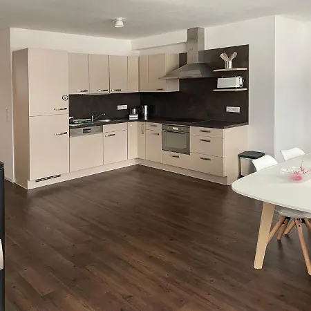 Apartment With A View Of The Hallstaettersee Obertraun
